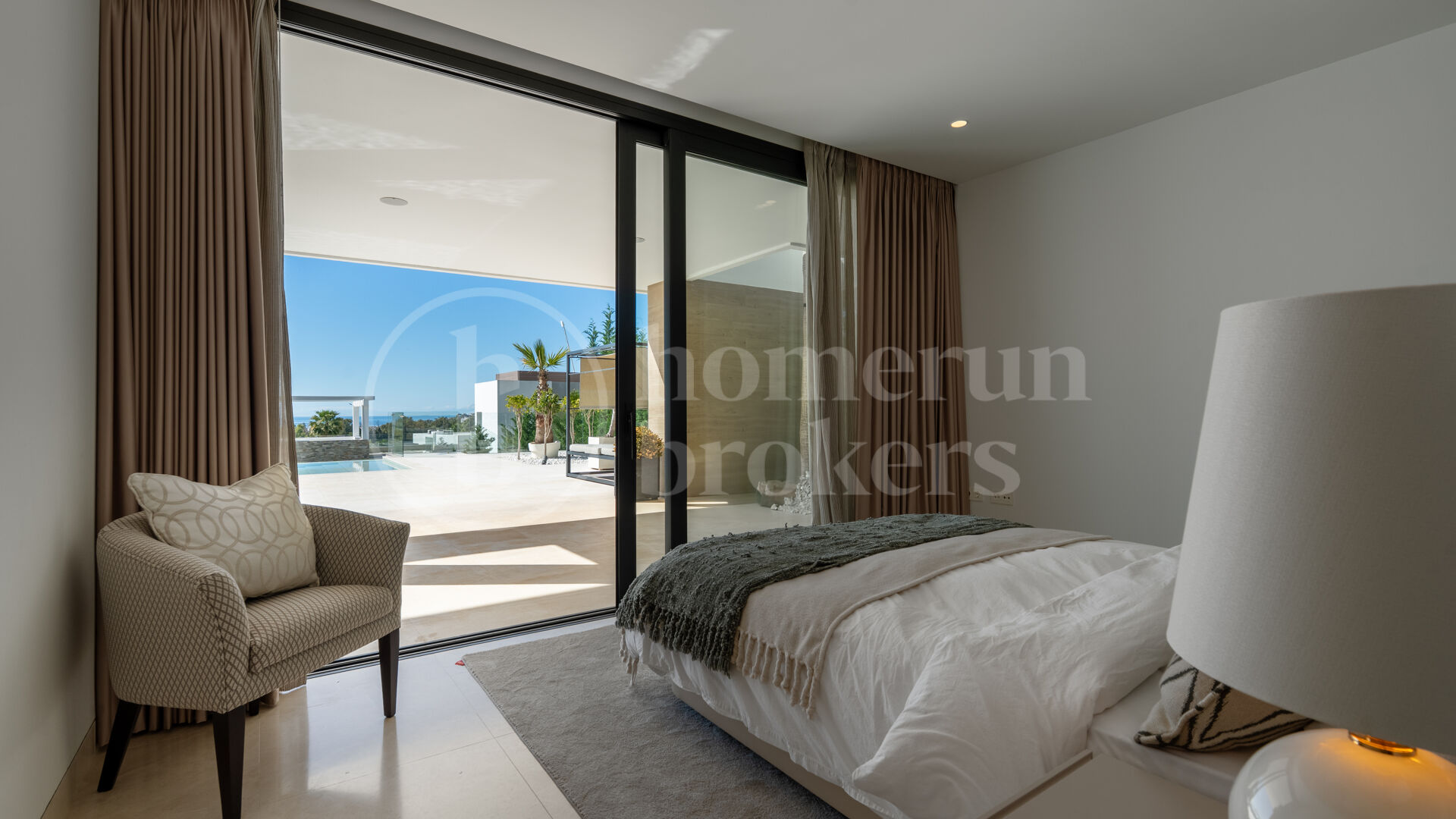Villa Onyx – Panoramautsikt över hav och golf i prestigefyllda La Alquería, Benahavís