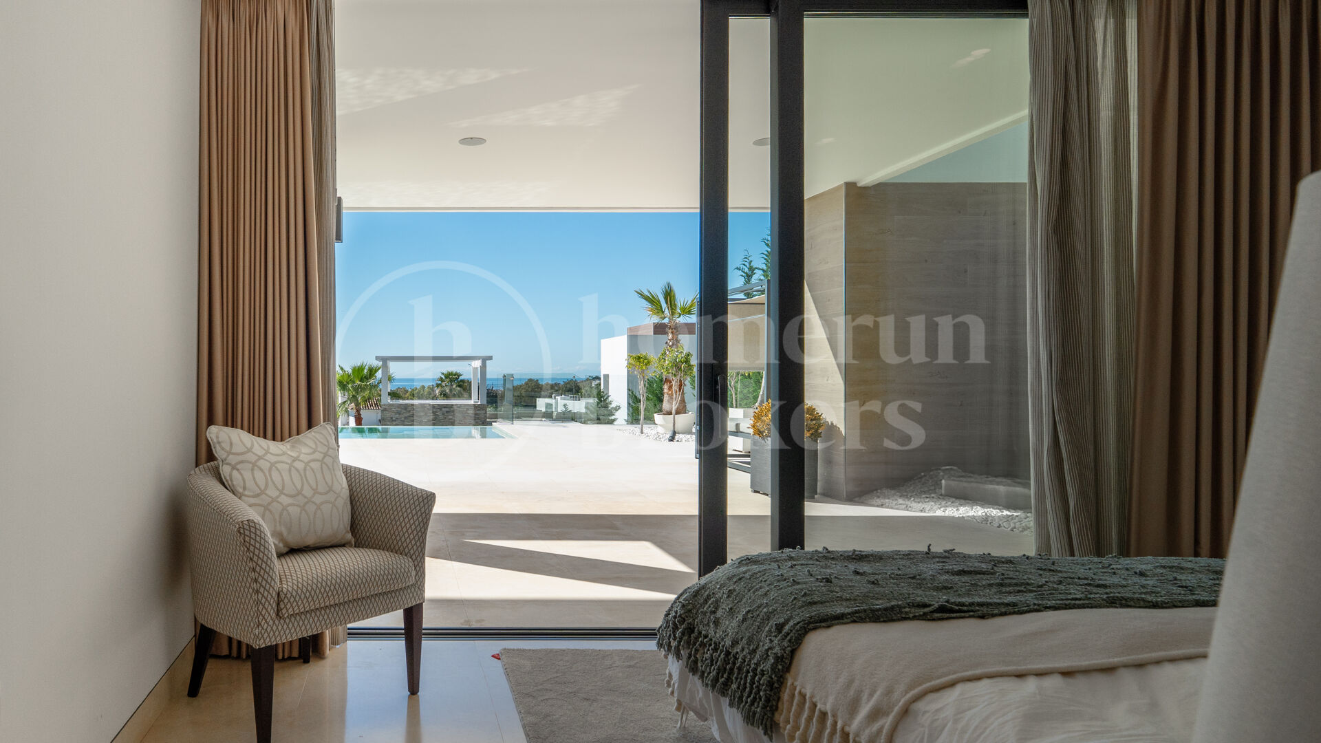 Villa Onyx – Panoramautsikt över hav och golf i prestigefyllda La Alquería, Benahavís