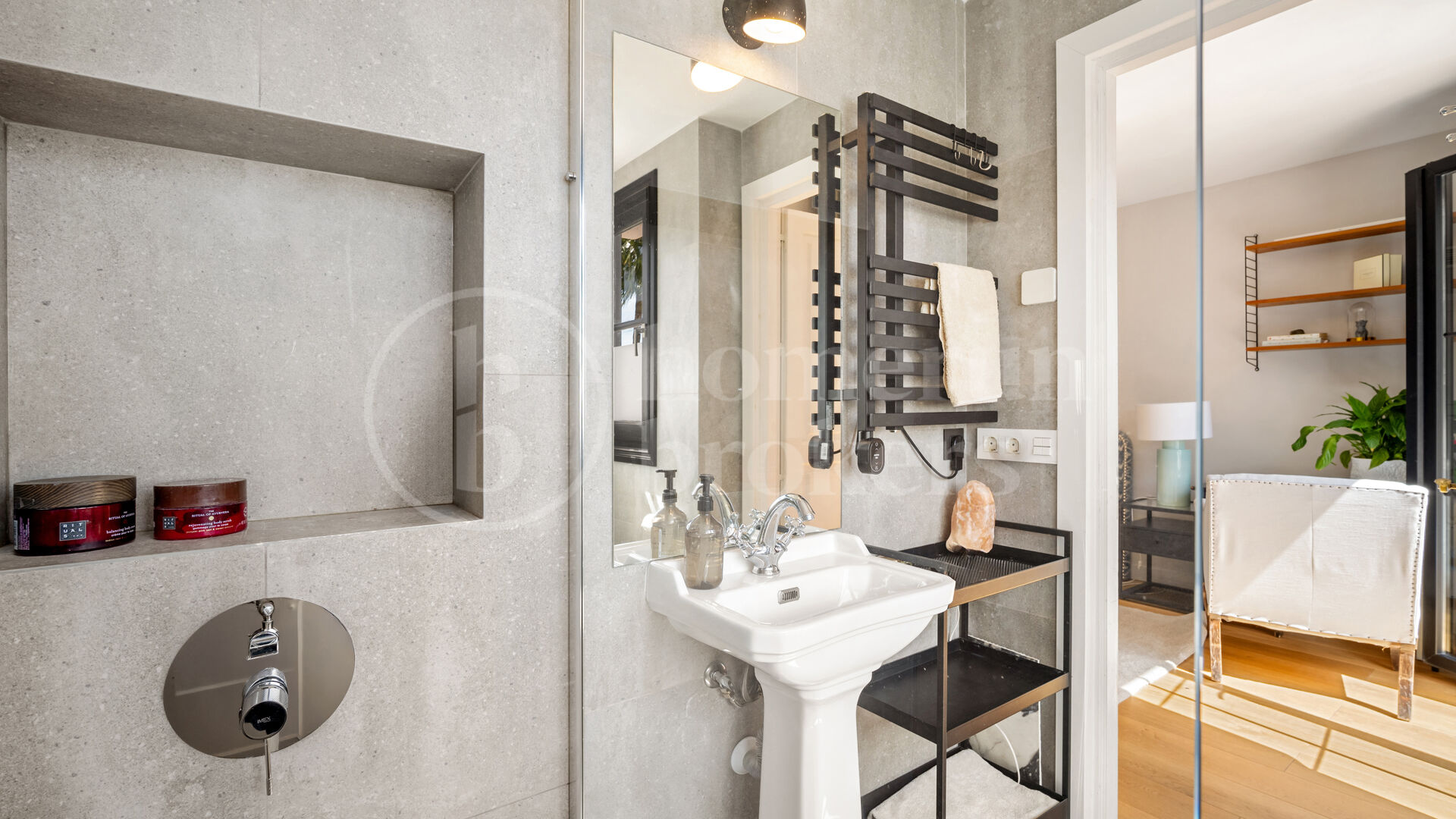 Casa Jimena – Renoverat Andalusiskt Radhus med Havsutsikt på Golden Mile i Marbella