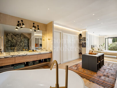 Casa Jimena – Renoverat Andalusiskt Radhus med Havsutsikt på Golden Mile i Marbella