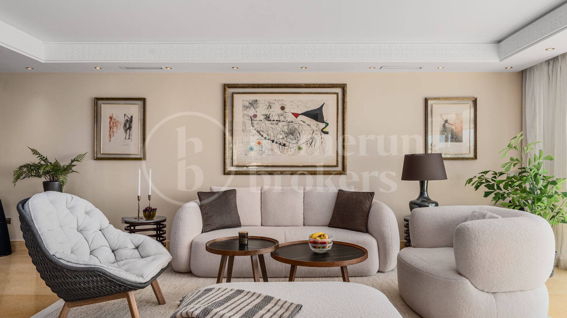 Penthouse Los Arrayanes - with Panoramic Sea Views and Private Pool in Nueva Andalucia