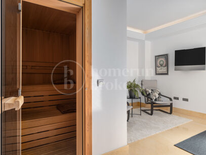 Penthouse Los Arrayanes - with Panoramic Sea Views and Private Pool in Nueva Andalucia