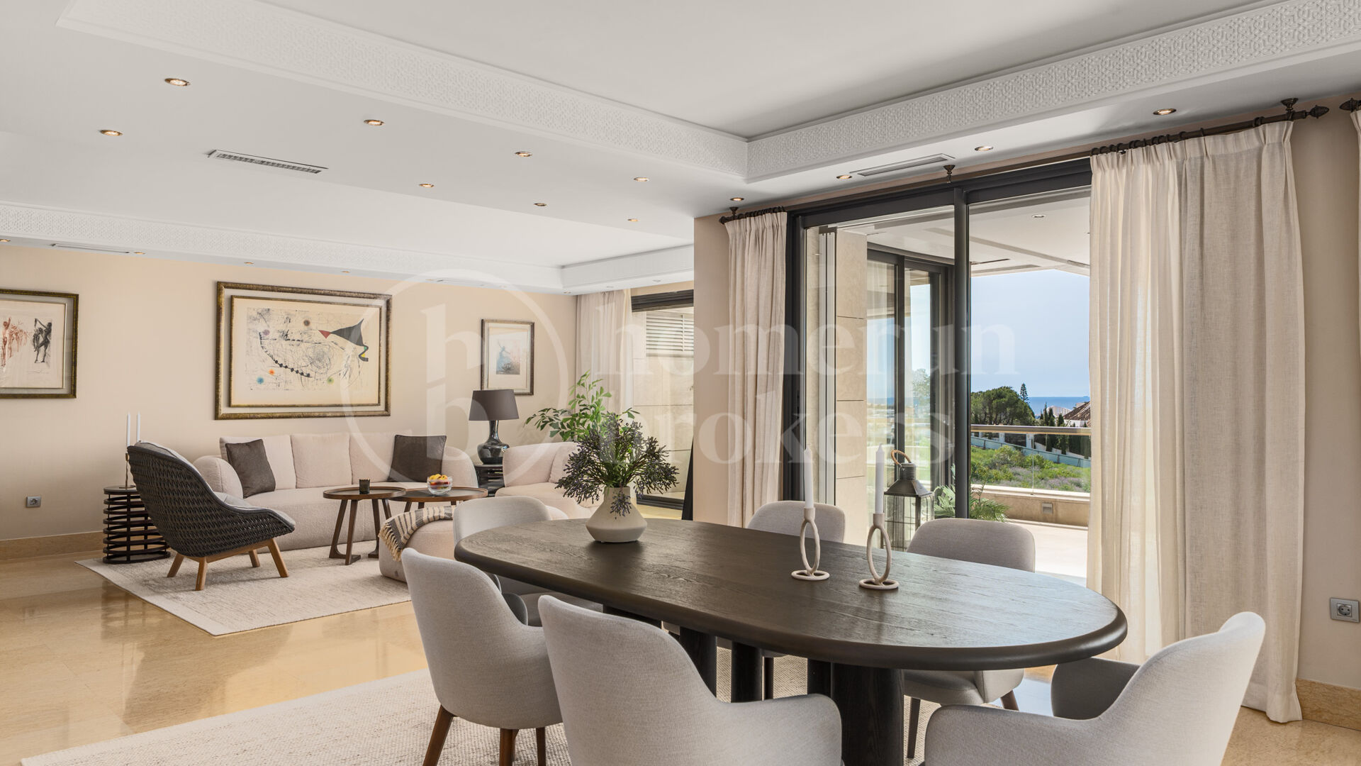 Penthouse Los Arrayanes - with Panoramic Sea Views and Private Pool in Nueva Andalucia