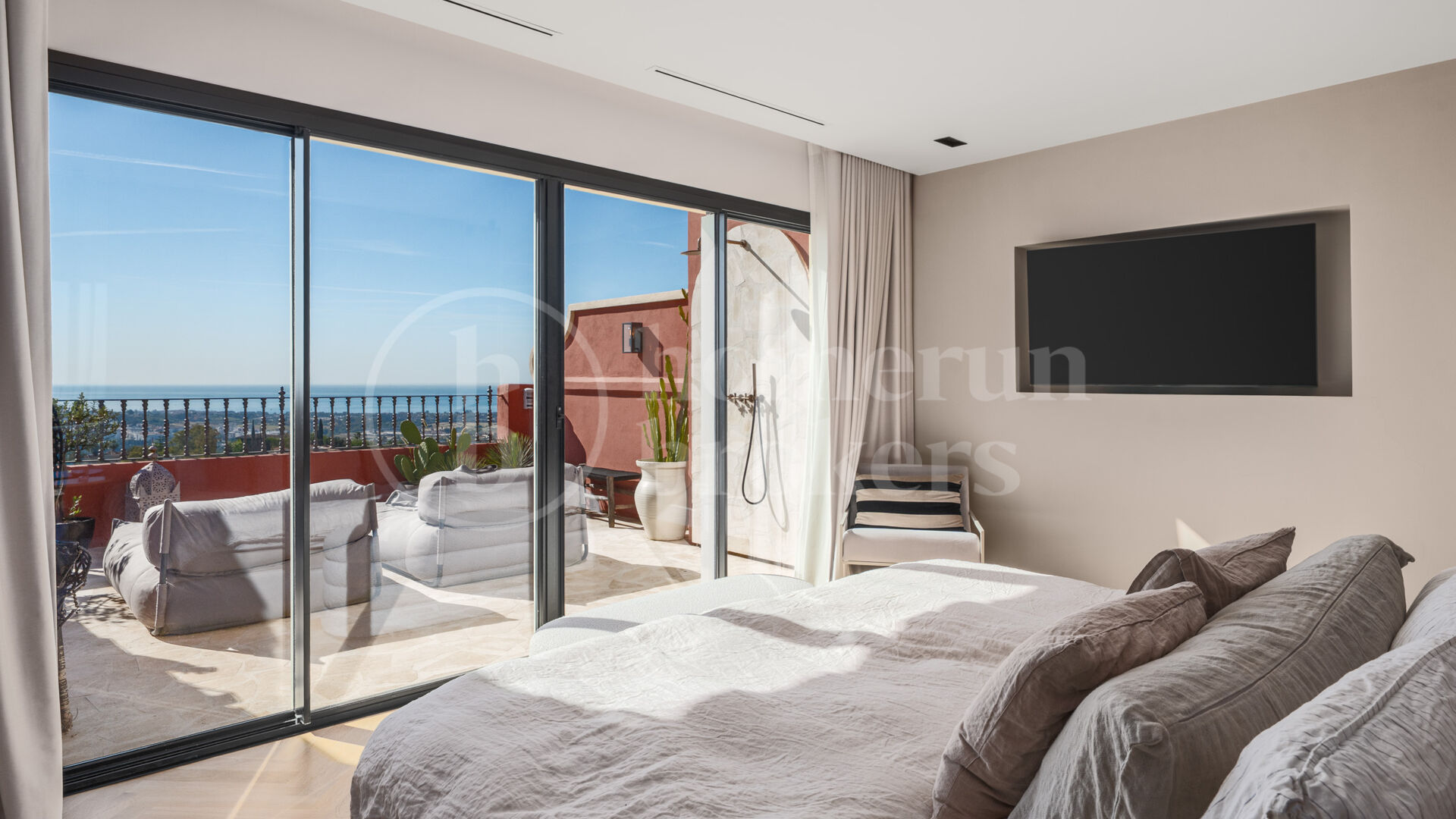 Penthouse Halcon - Lyxrenoverad takvåning med panoramautsikt i Benahavís