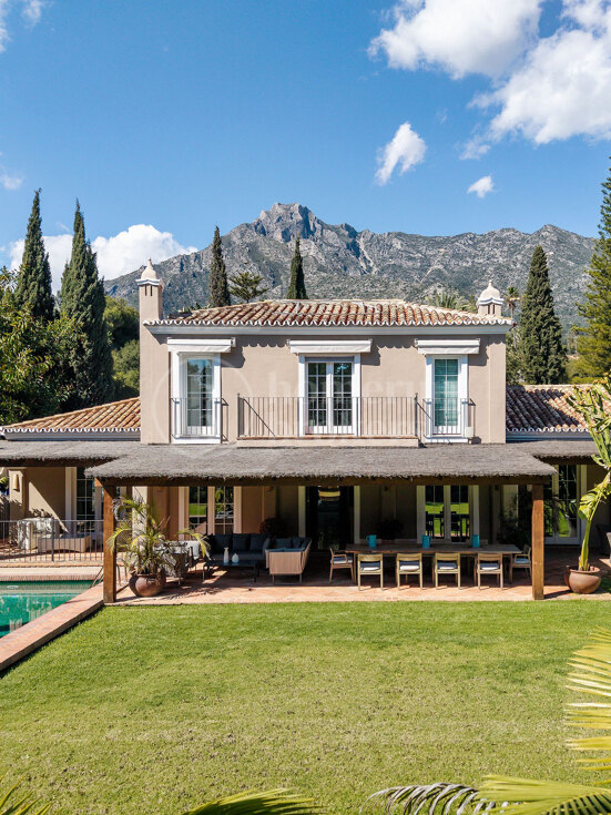 Luxury Mediterranean Villa in Nagüeles, Marbella