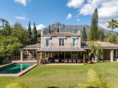 Lyxig medelhavsvilla i Nagüeles, Marbella