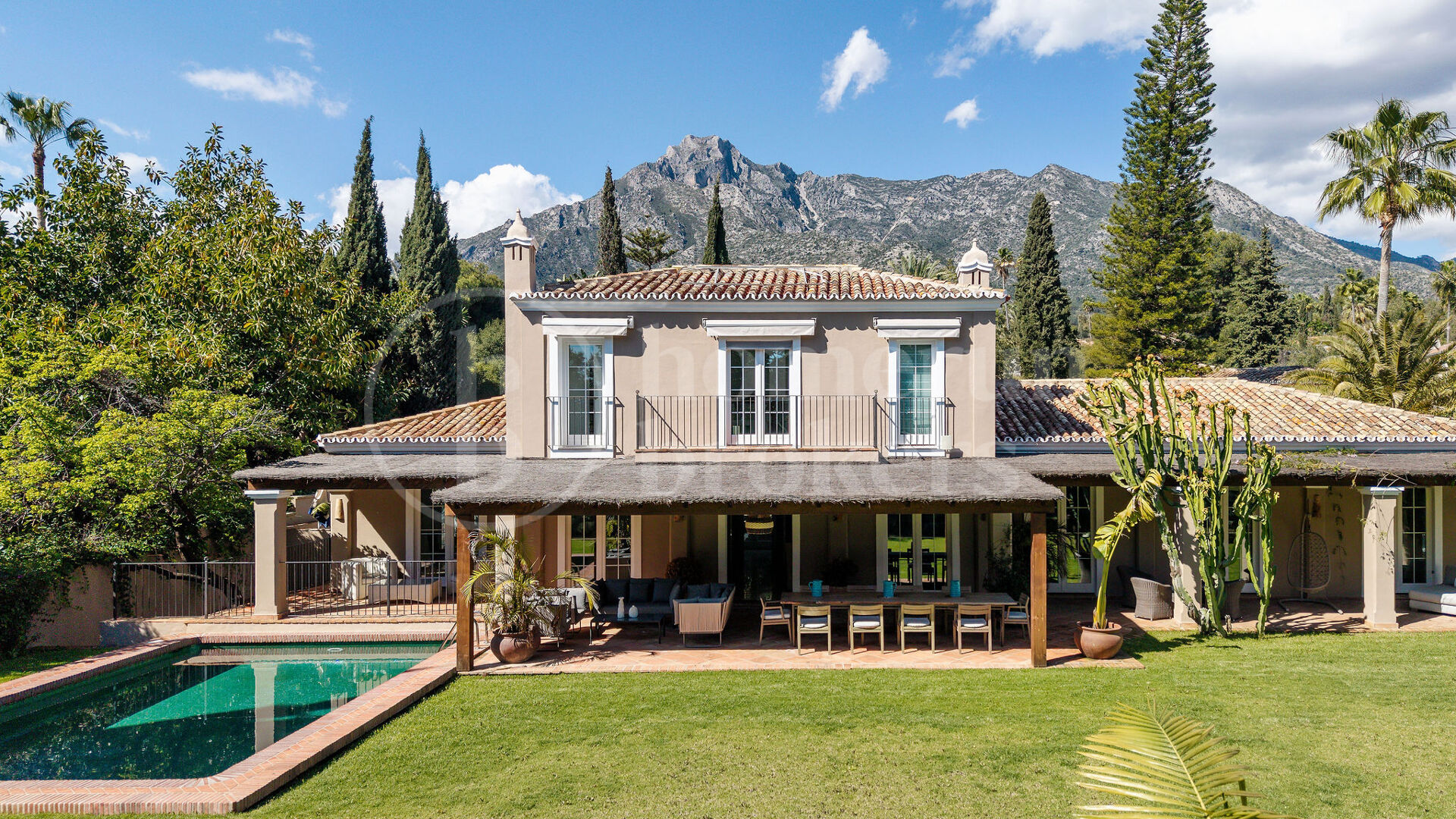 Lyxig medelhavsvilla i Nagüeles, Marbella