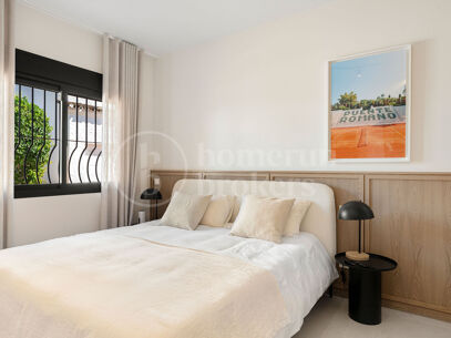 Casa Naranjos – Renovated Frontline Golf Townhouse in Los Naranjos Country Club