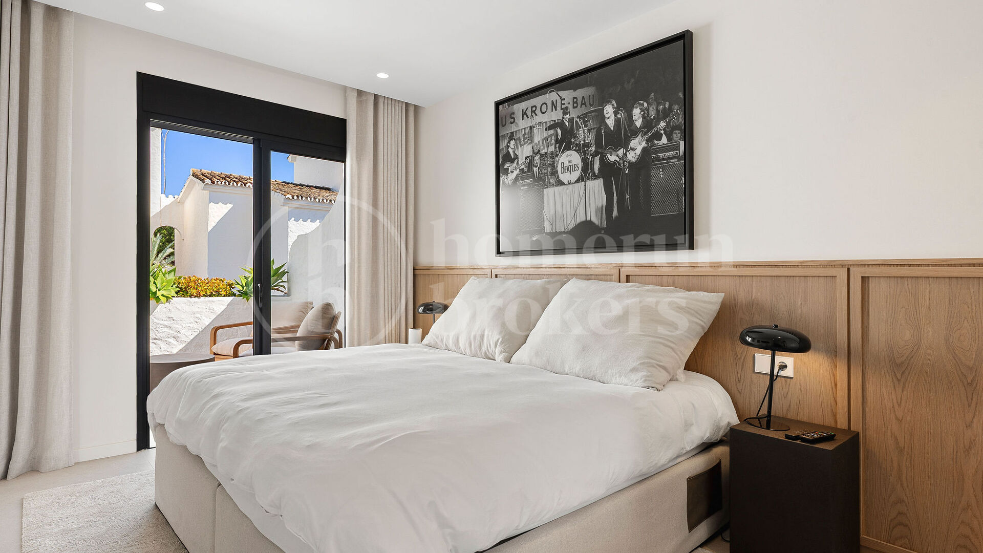 Casa Naranjos – Renovated Frontline Golf Townhouse in Los Naranjos Country Club