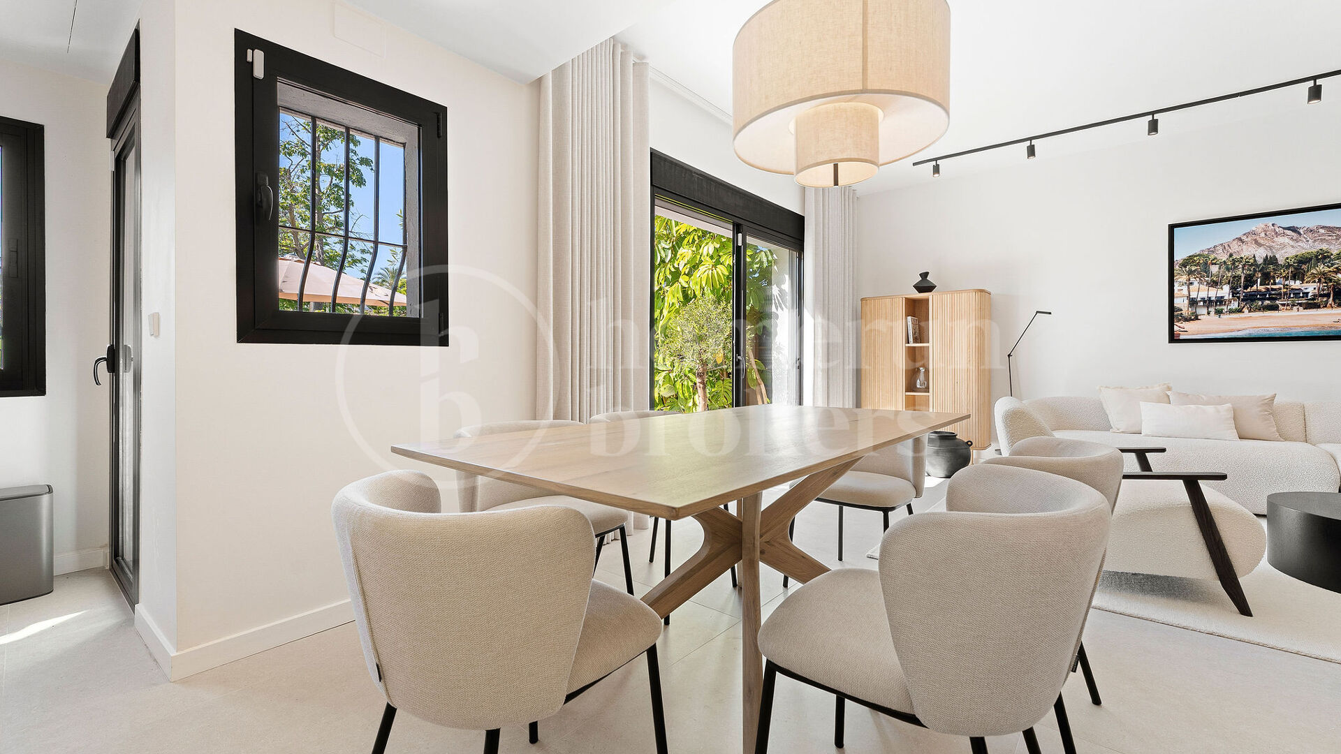 Casa Naranjos – Renovated Frontline Golf Townhouse in Los Naranjos Country Club