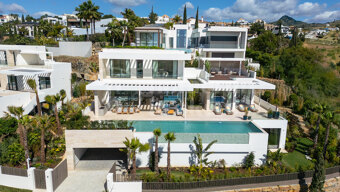 Villa Avani – Contemporary Design Villa with Panoramic Views in Los Flamingos, Benahavís