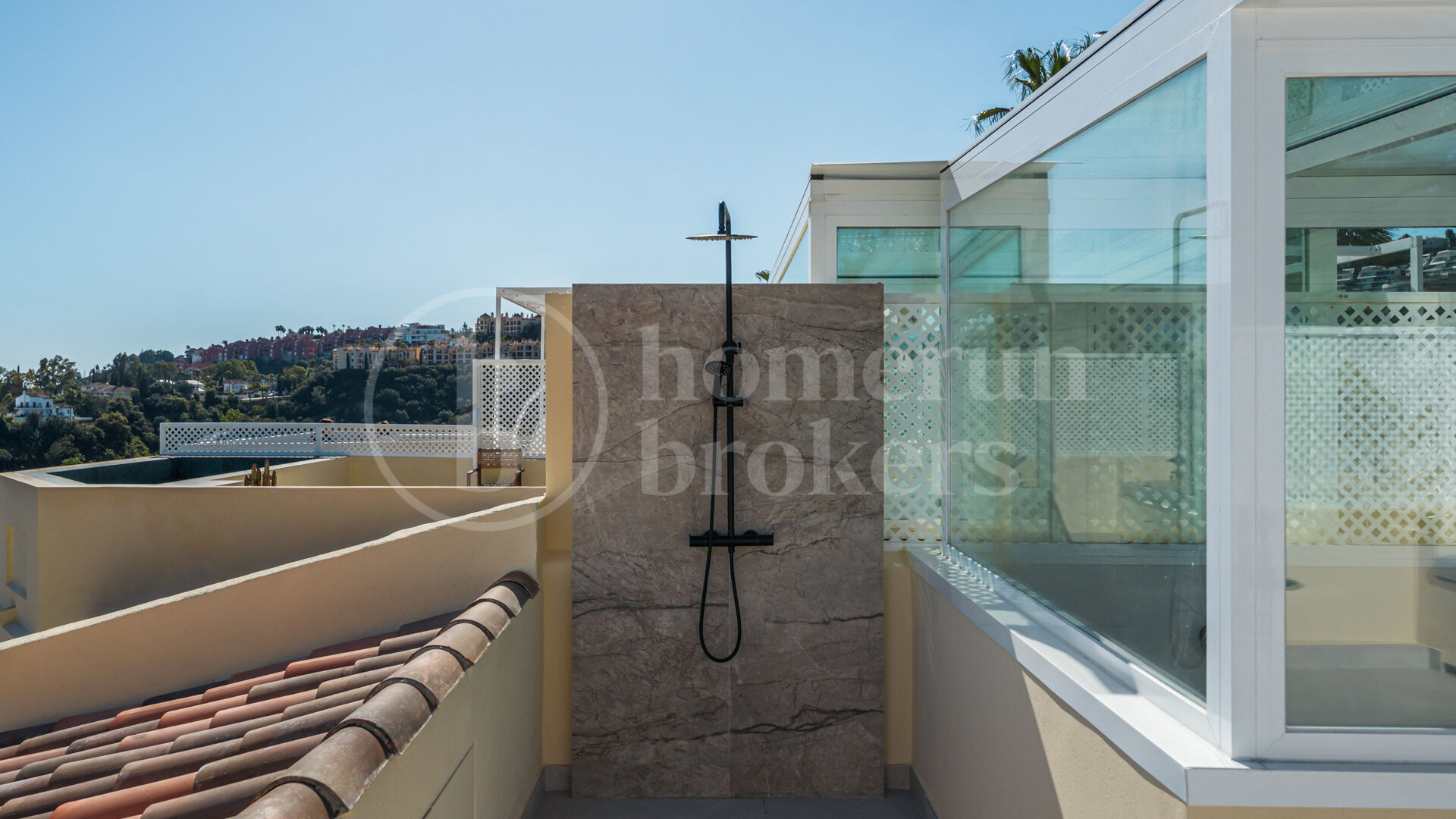 Townhouse Horizon – Renovated Townhouse with Sea Views in La Quinta