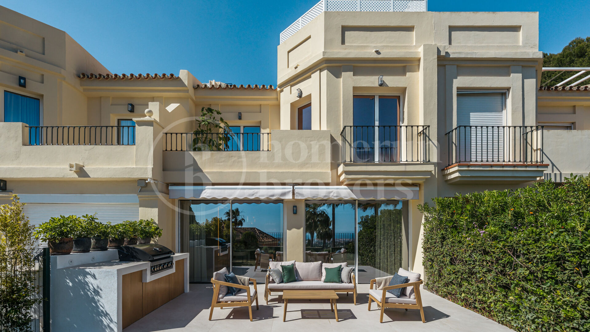Townhouse Horizon – Renovated Townhouse with Sea Views in La Quinta