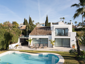 Casa Vanessa – Skandinaviskt Inspirerad Villa i Nueva Andalucía