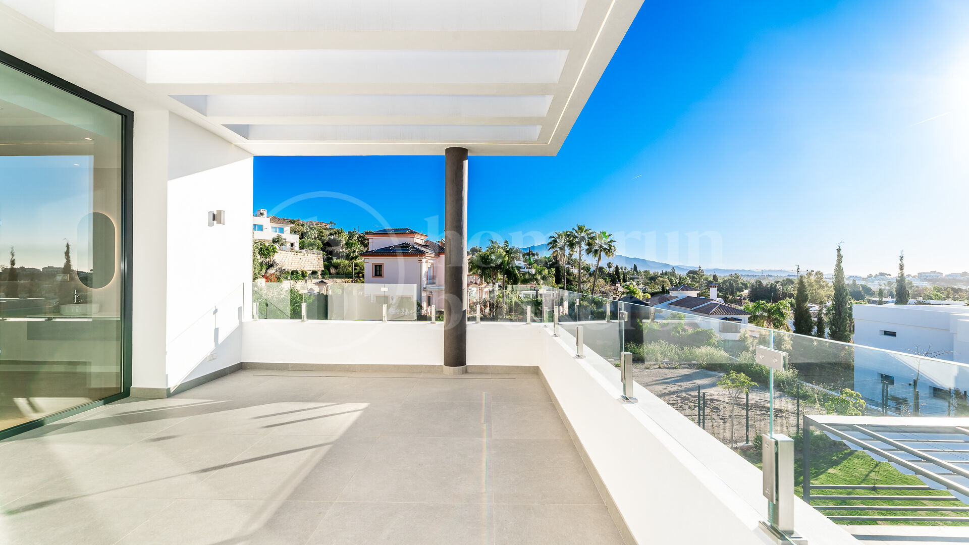 Villa Paradise – Modern Villa i Paraíso Alto