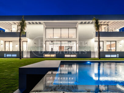 Villa Paradise - Modern Villa in Paraíso Alto