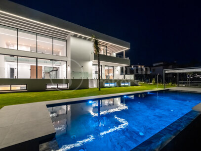 Villa Paradise - Modern Villa in Paraíso Alto