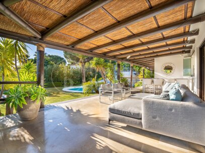 Villa Bali - Villa with Guest Apartment and in Nueva Andalucía
