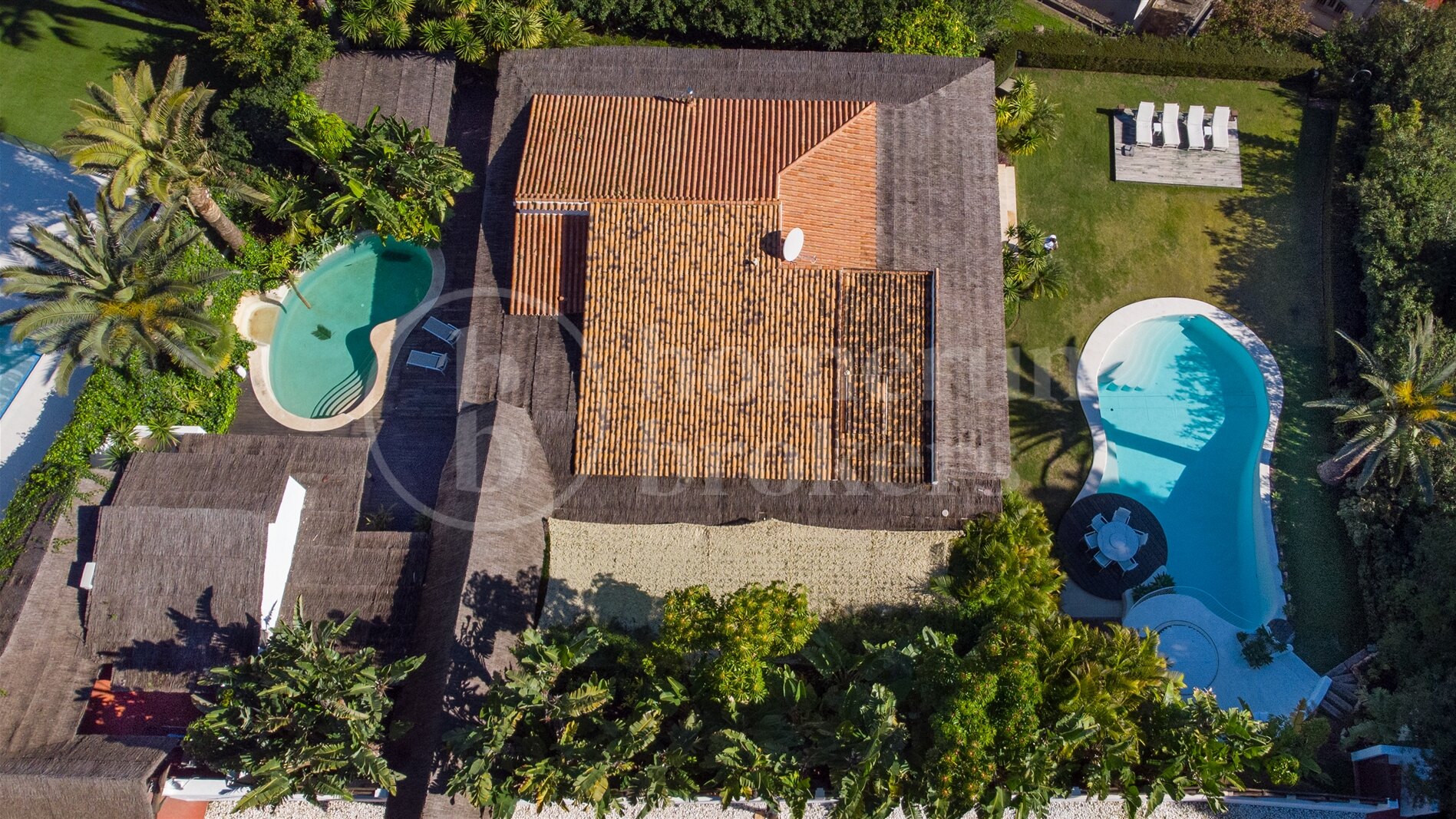 Villa Bali - Villa with Guest Apartment and in Nueva Andalucía