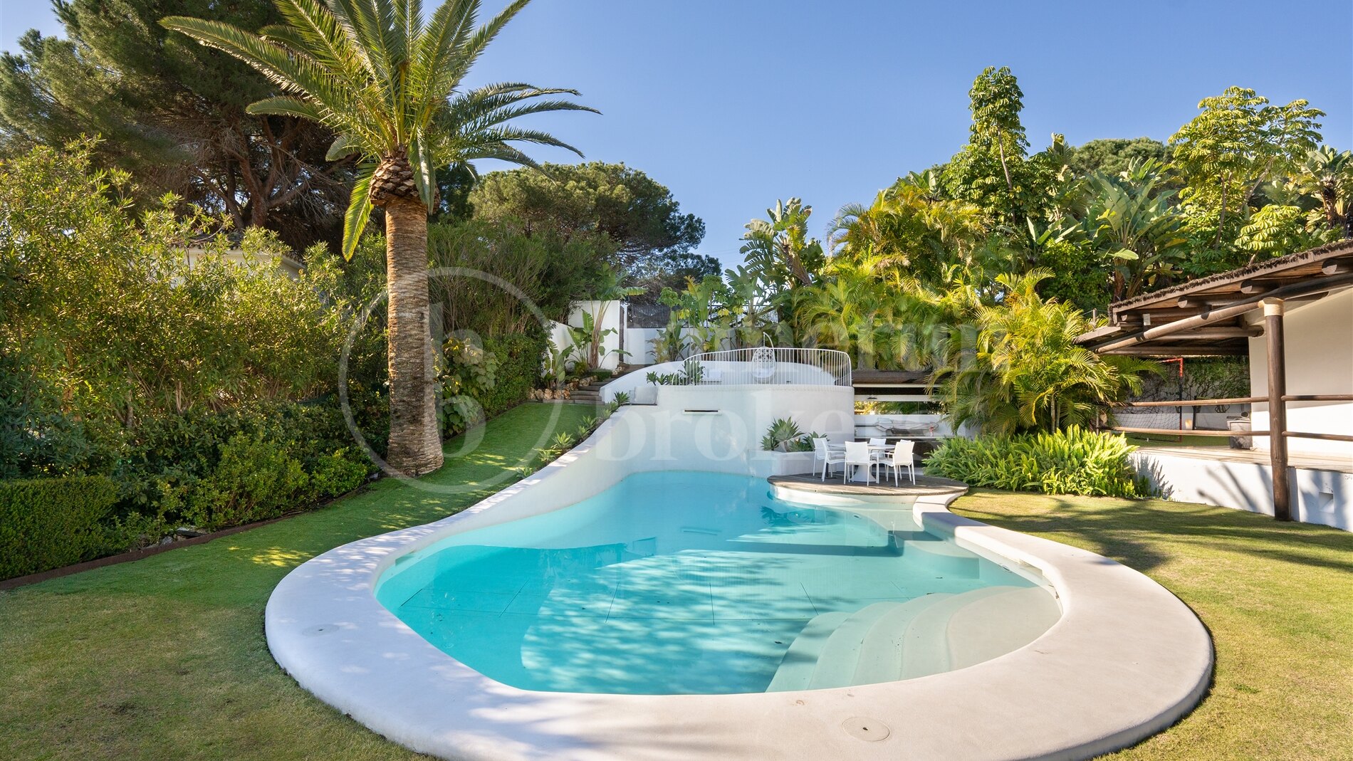 Villa Bali - Villa with Guest Apartment and in Nueva Andalucía