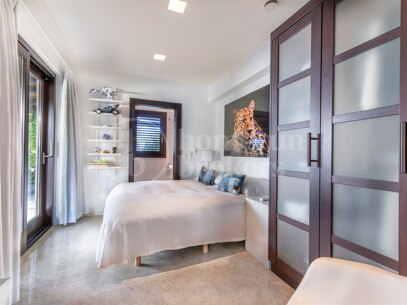 Villa Bali - Villa with Guest Apartment and in Nueva Andalucía