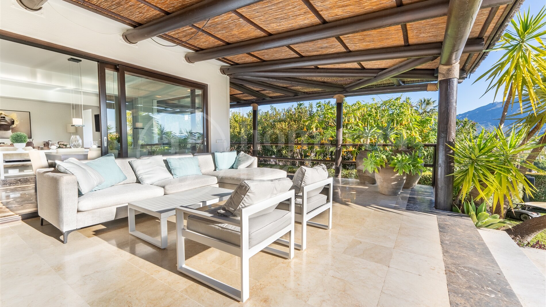 Villa Bali - Villa with Guest Apartment and in Nueva Andalucía