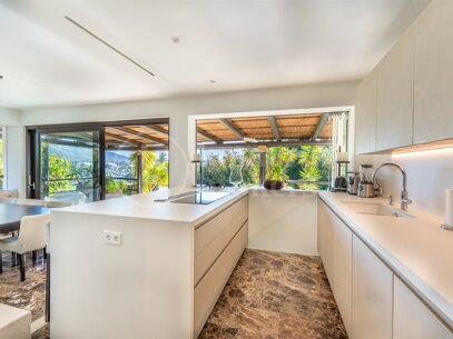 Villa Bali - Villa with Guest Apartment and in Nueva Andalucía