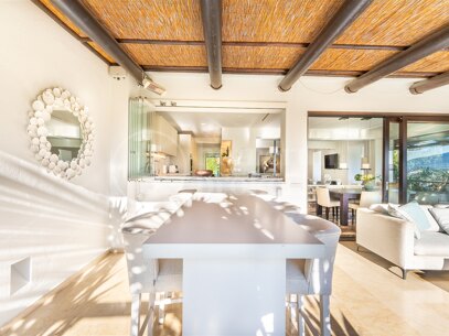 Villa Bali - Villa with Guest Apartment and in Nueva Andalucía