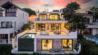 Villa Tulua – Design Villa for Sale with Panoramic Views in Nueva Andalucía