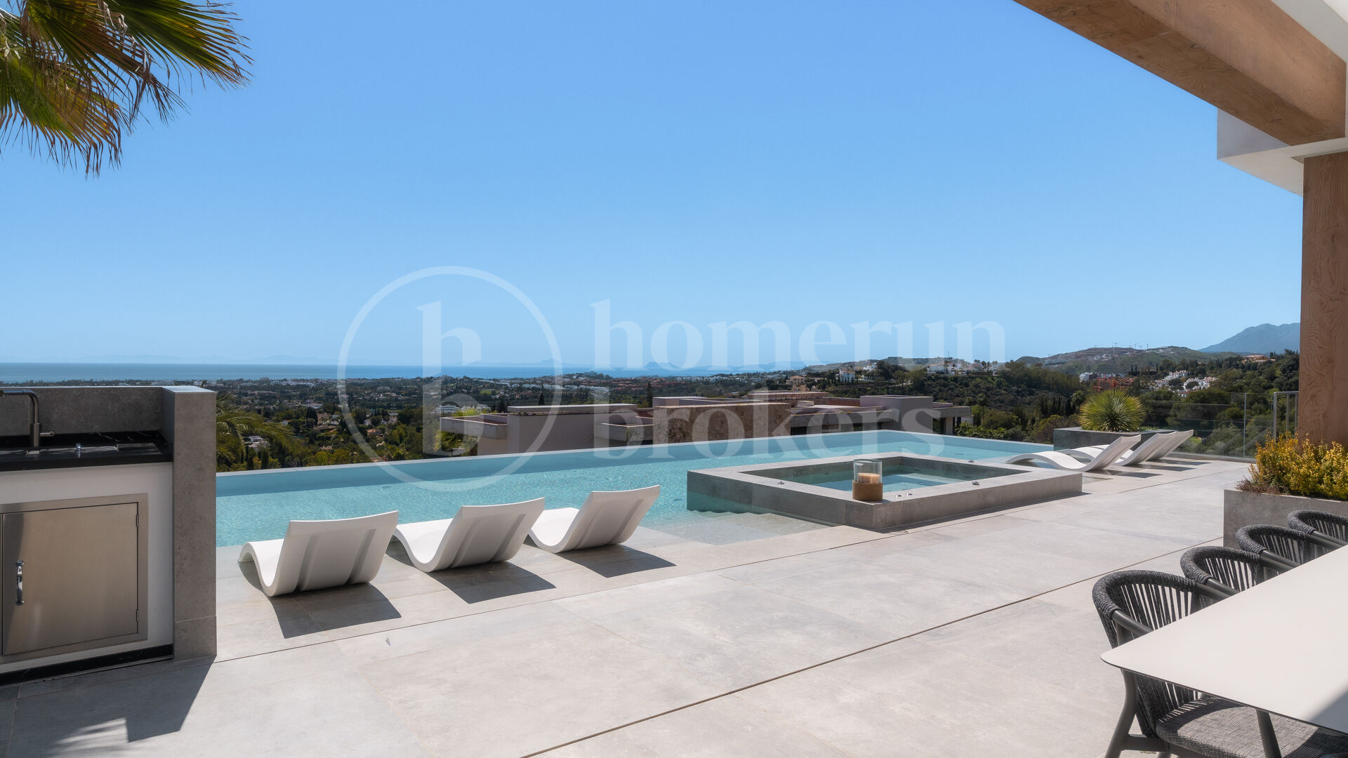 The Hills 10 – Ultra Lyxvilla med Panoramautsikt över Havet i El Herrojo Alto, La Quinta