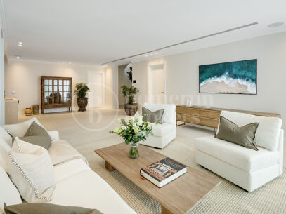 Villa Karina – Lyxig Villa med 5 Sovrum, Pool, Gym och Spa i Hjärtat av Nueva Andalucía