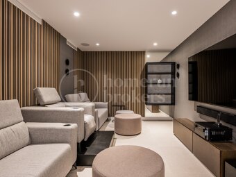 Villa Laurus – Elegant Villa i Los Naranjos Golf