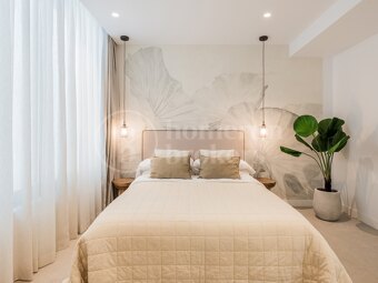 Villa Laurus – Elegant Villa i Los Naranjos Golf