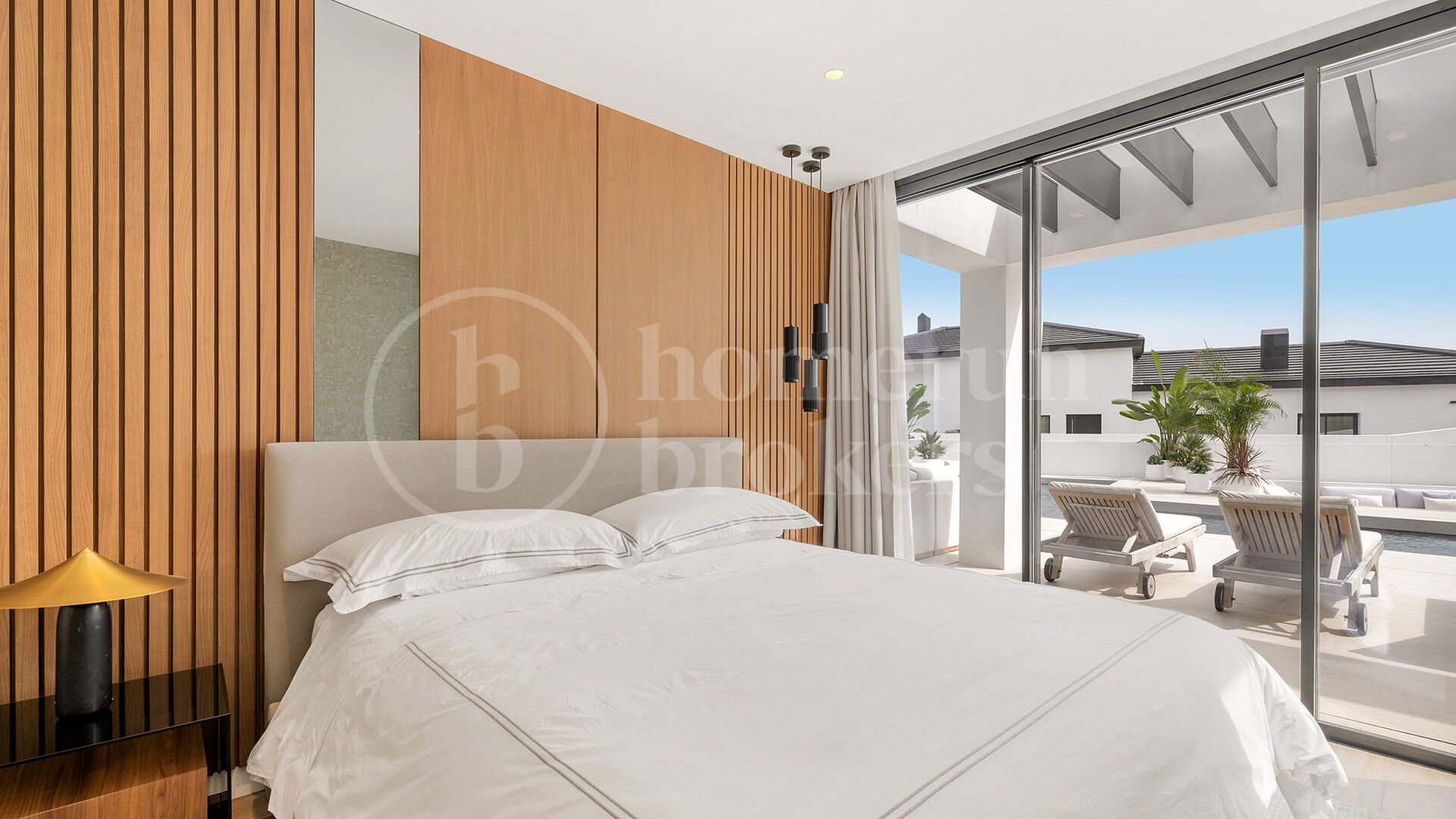 Villa Cefeo - Elegant Villa in Los Naranjos Golf