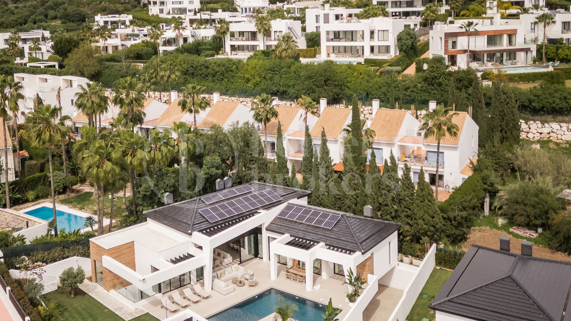 Villa Cefeo - Elegant Villa in Los Naranjos Golf