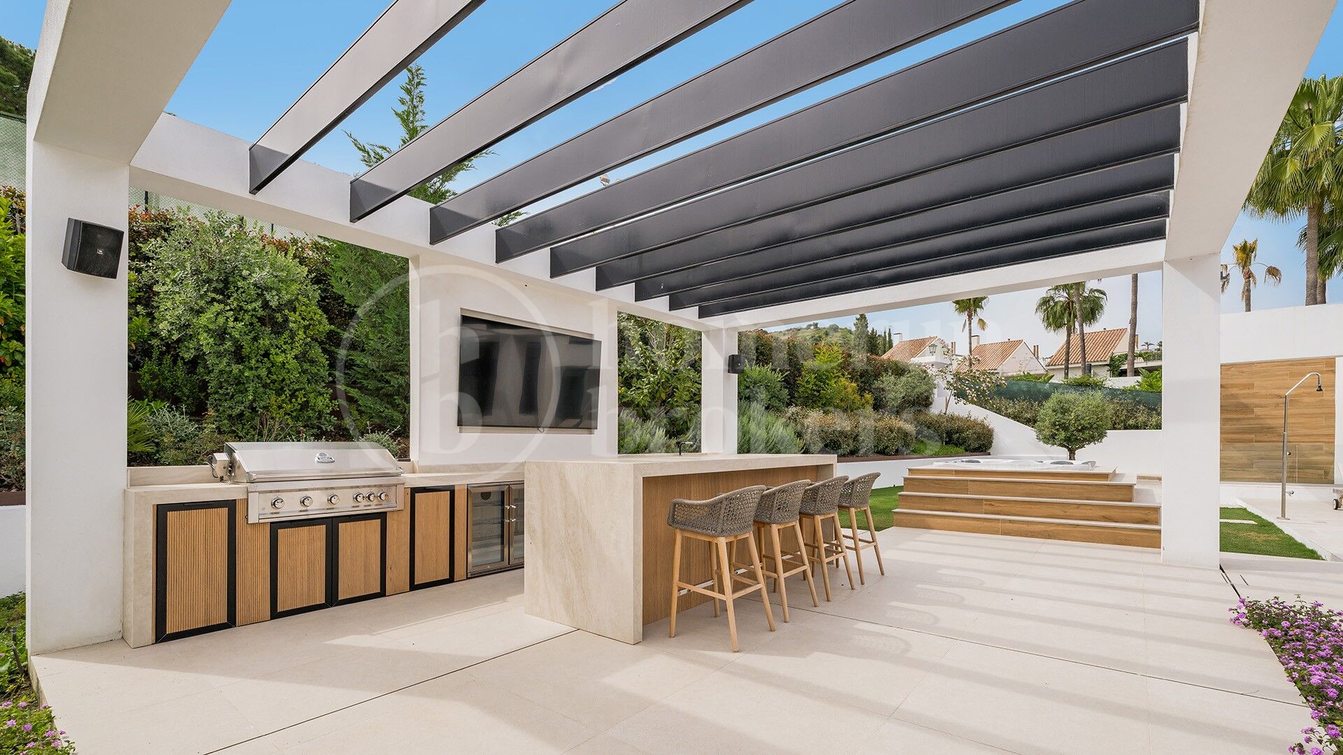 Villa Cefeo - Elegant Villa in Los Naranjos Golf