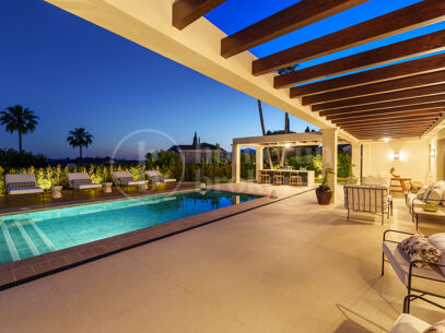 Casa Olivo - Mediterranean Villa with Sea Views for Sale in Nueva Andalucía