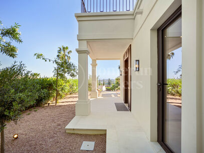 Casa Olivo - Mediterranean Villa with Sea Views for Sale in Nueva Andalucía