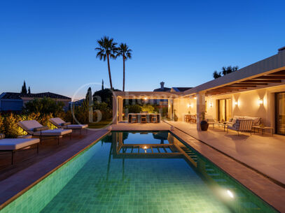 Casa Olivo - Mediterranean Villa with Sea Views for Sale in Nueva Andalucía