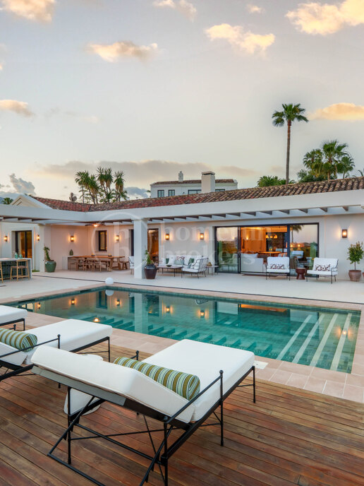 Casa Olivo - Mediterranean Villa with Sea Views for Sale in Nueva Andalucía