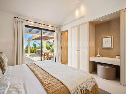 Casa Olivo - Mediterranean Villa with Sea Views for Sale in Nueva Andalucía