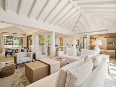Casa Olivo - Mediterranean Villa with Sea Views for Sale in Nueva Andalucía
