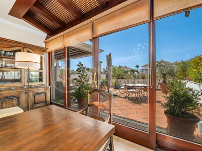 Penthouse Lomas del Rey - with Panoramic Sea Views in Golden Mile Marbella
