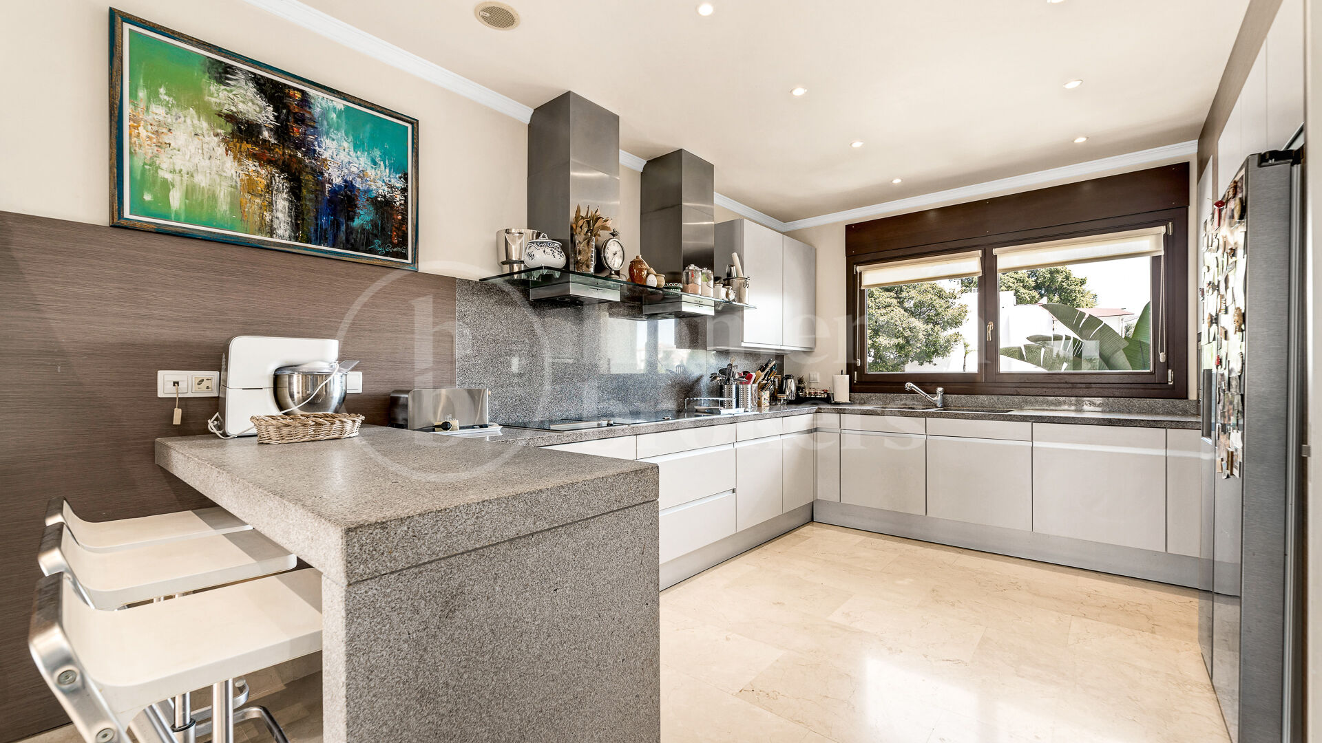 Penthouse Lomas del Rey - with Panoramic Sea Views in Golden Mile Marbella