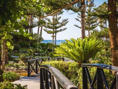 Apartment Kyoto - Renovated beachfront in Puente Romano