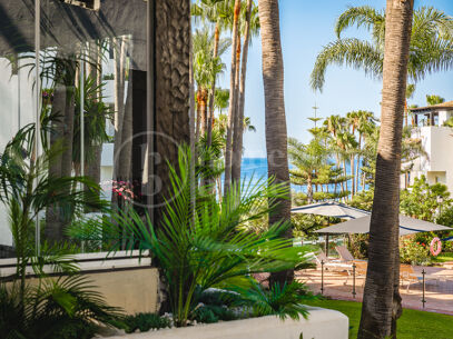 Apartment Kyoto - Renovated beachfront in Puente Romano