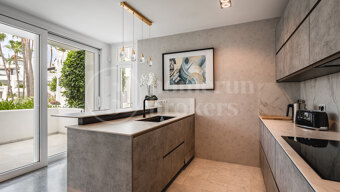 Apartment Kyoto - Renovated beachfront in Puente Romano