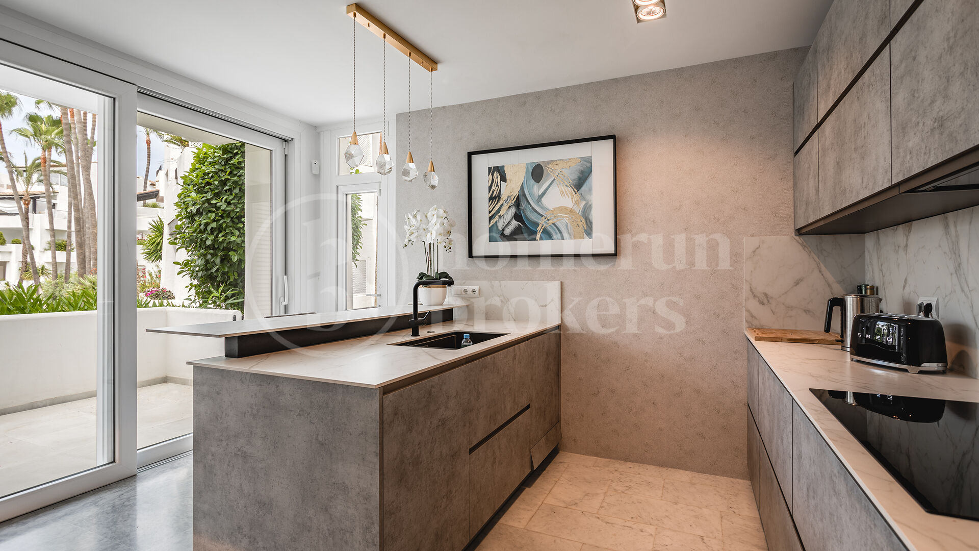 Apartment Kyoto - Renovated beachfront in Puente Romano