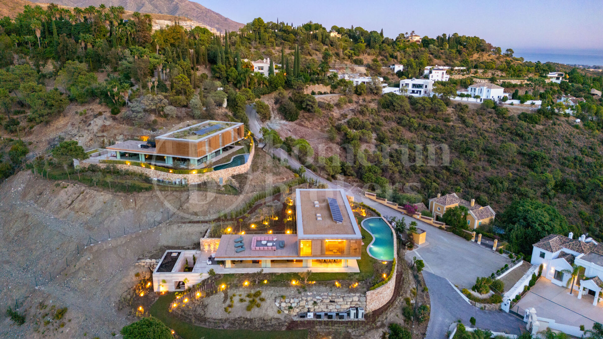 Villa Alia - Mästerverk med panoramautsikt över havet och banbrytande design i El Madroñal