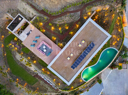 Villa Alia - Masterpiece with Sea Views and Cutting-Edge Design in El Madroñal